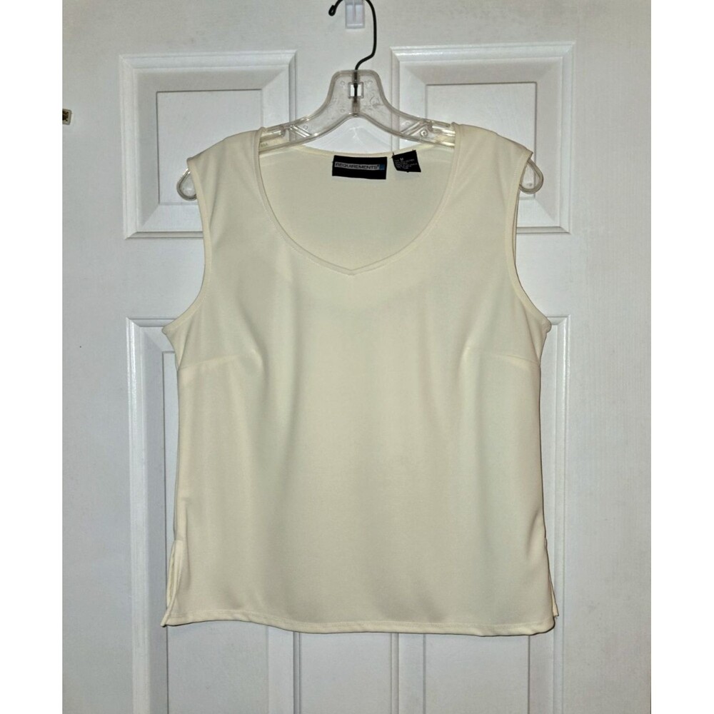 Requirements Off White Cream VNeck Sleeveless Tank Top Blouse Shell Minimalist M